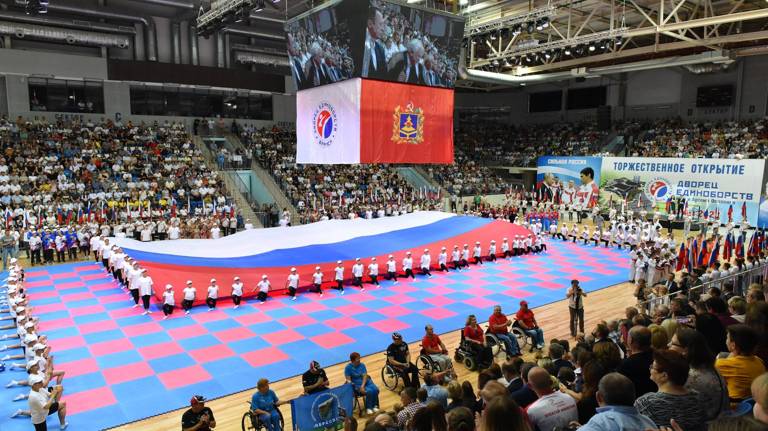 Во Дворце единоборств в Брянске организовали занятия по 20 видам спорта