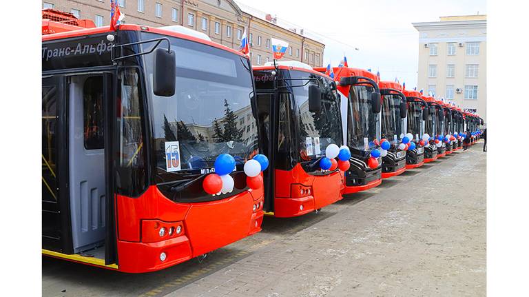 В Брянске с 1 апреля на маршруты ежедневно будут выезжать 90 троллейбусов