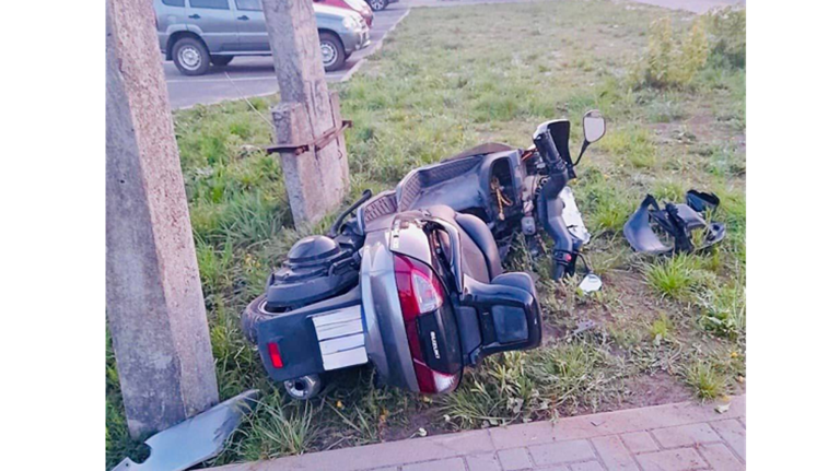 В Клинцах байкер врезался на встречной полосе в Citroёn C4 и угодил в больницу