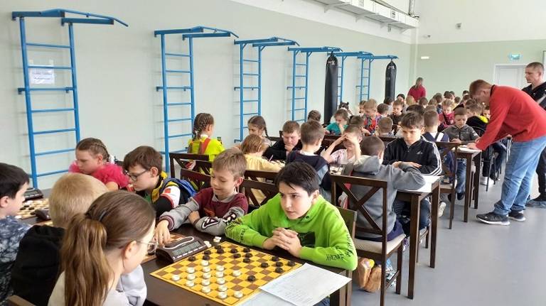 В Жуковке прошёл детский шашечный турнир