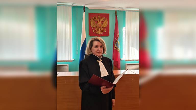 В Брянске принесла присягу мировой судья Наталья Козлова
