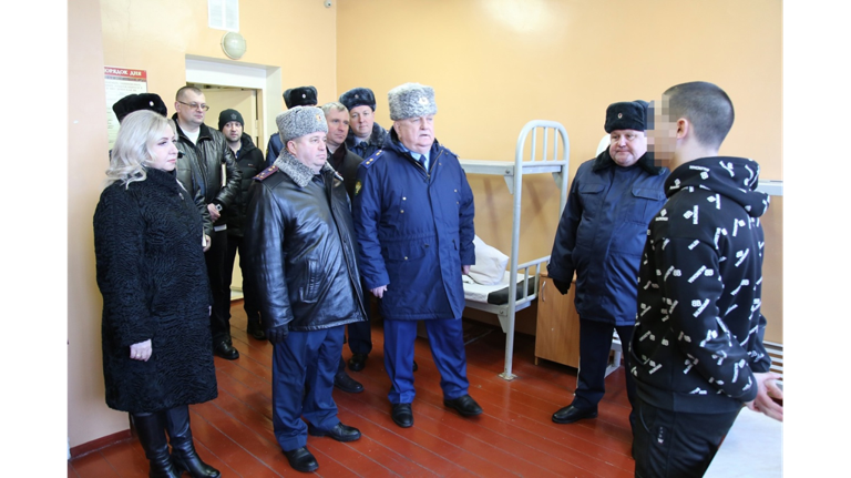 Прокурор Брянской области Александр Войтович проверил воспитательную колонию