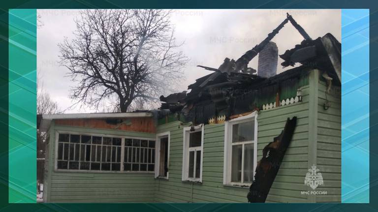 В брянском посёлке Алтухово сгорел жилой дом