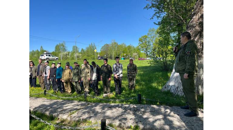 Жуковские поисковики обнаружили останки красноармейца возле Никольской Слободы