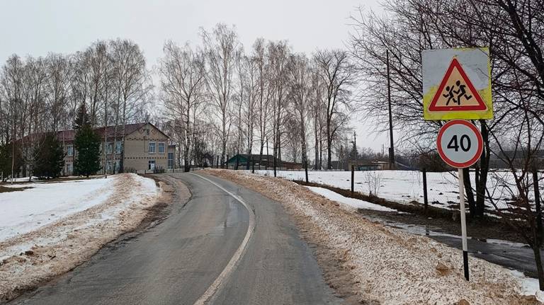 В селах Красногорского района дороги возле школ сделают безопасными