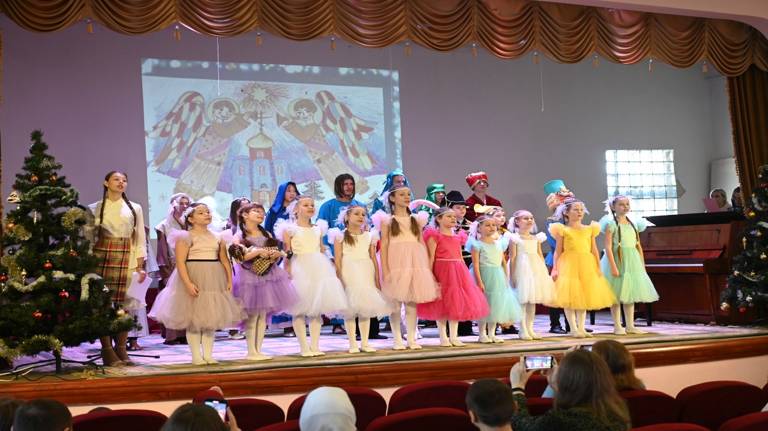 В Брянской епархии прошел фестиваль воскресных школ «Рождественская звезда»