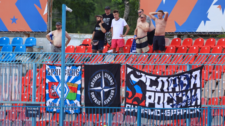 Брянское «Динамо» на самом дальнем выезде сезона поддержали семь болельщиков