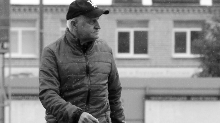 C легендой брянского футбола Владимиром Фроленковым простятся 5 сентября