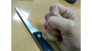 В Новозыбкове 27-летняя жительница в пьяной ссоре смертельно ранила знакомую