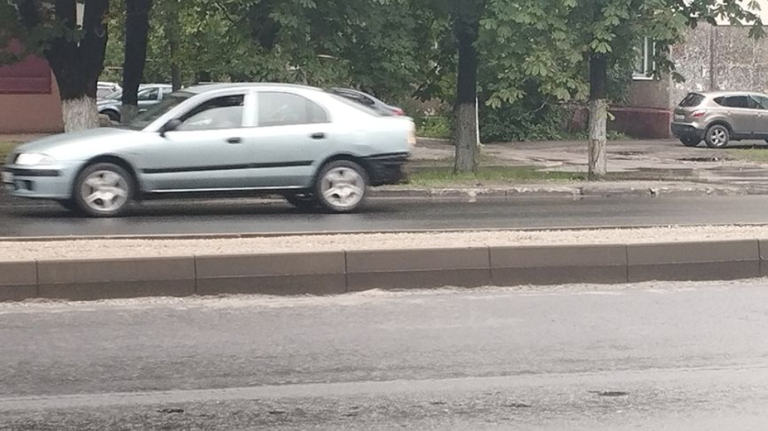 В Брянске на проспекте Московском подготовили к асфальтированию разделительную полосу