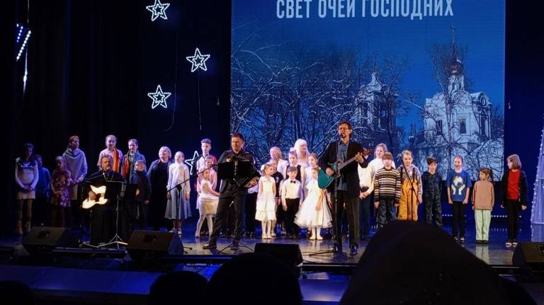В Брянске состоялся праздничный концерт «Свет очей Господних»
