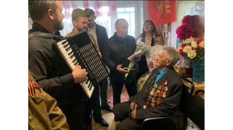 В Брянске чествуют ветеранов Великой Отечественной войны