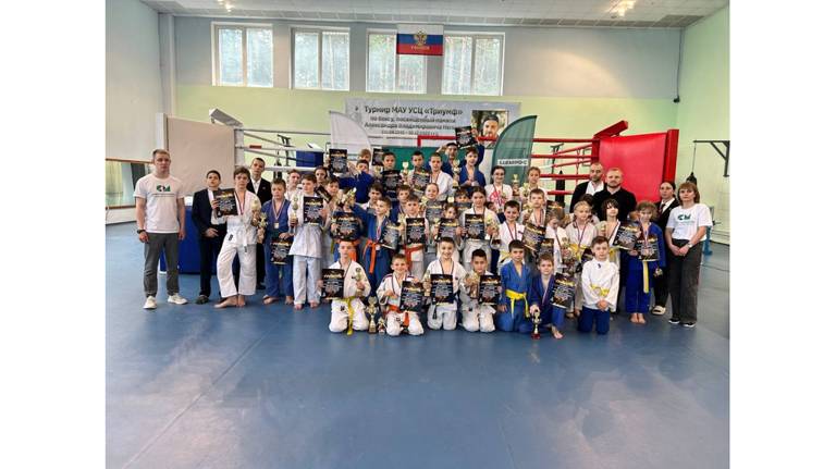 В Брянске определили победителей турнира по дзюдо памяти погибших бойцов СВО
