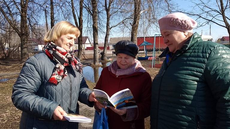 В Жуковском районе провели акцию «Поэтической строкой»