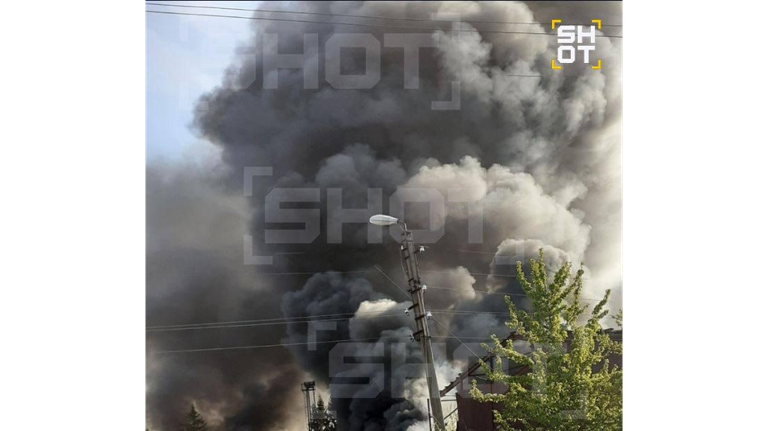 SHOT: ВСУ обстреляли из РСЗО завод в Брянской области 