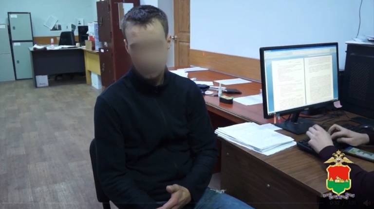 В Брянской области за две недели поймали четырех курьеров телефонных мошенников