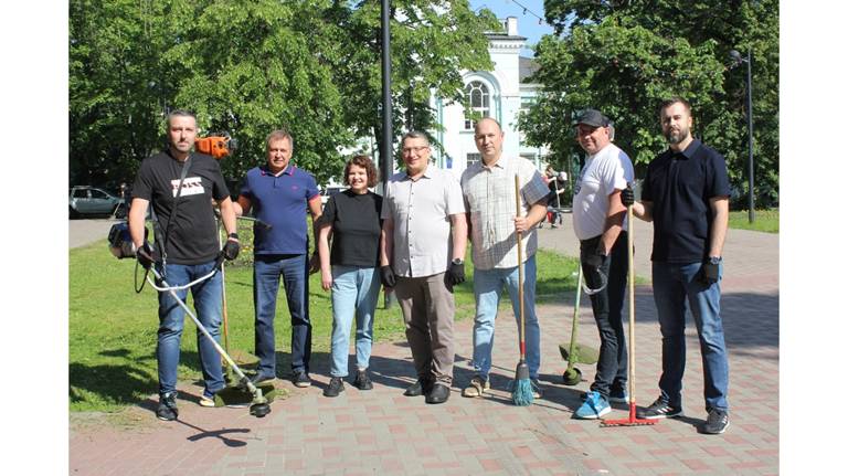 В Брянске стартовала акция «Чистый город»