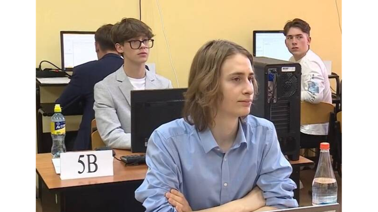 Выпускники Брянской области пересдают ЕГЭ