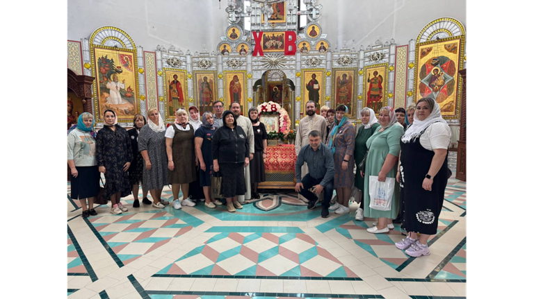 Брянские матери участников СВО посетили достопримечательности города хрустальщиков