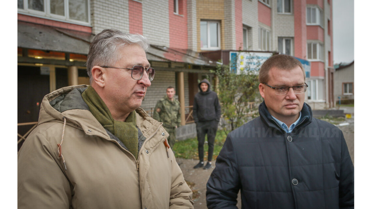 В Брянске после попадания БпЛА в дом экстренные службы отработали оперативно