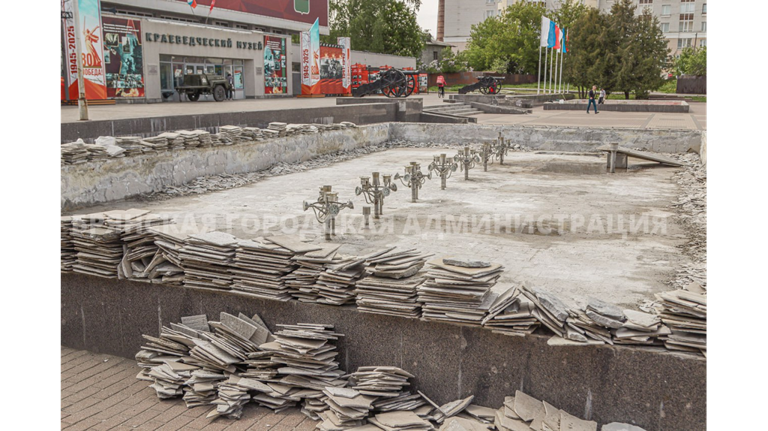 На площади Партизан в Брянске отремонтируют сразу два фонтана