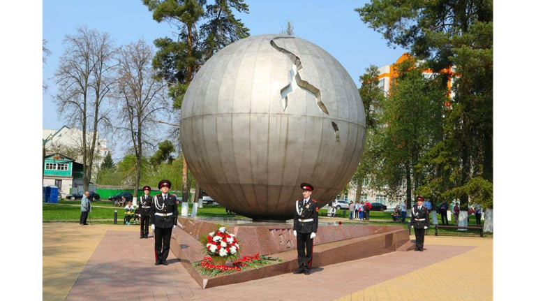Брянцы получат 162 «чернобыльских» сертификата на 657 млн рублей