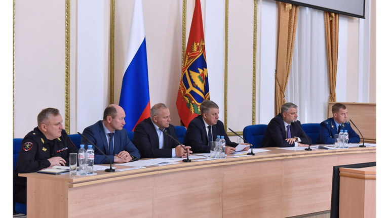 Состоялось внеочередное заседание антитеррористической комиссии Брянской области