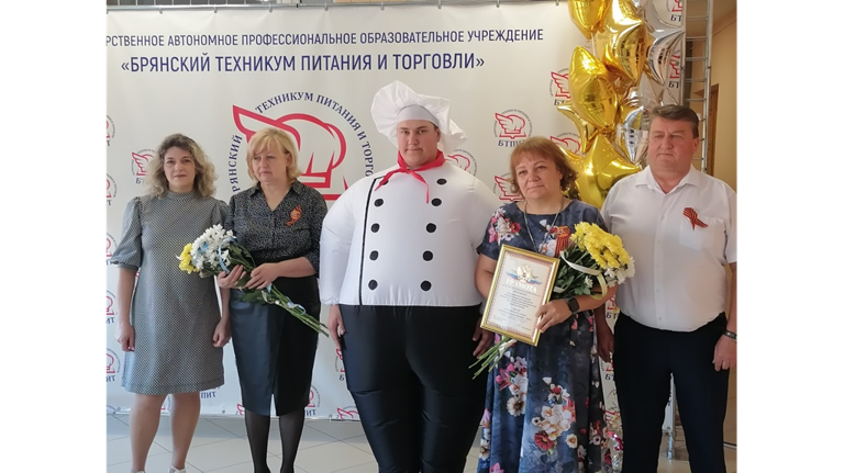 В Брянской области выбрали лучшие школьные столовые В Брянской области выбрали лучшие школьные столовые