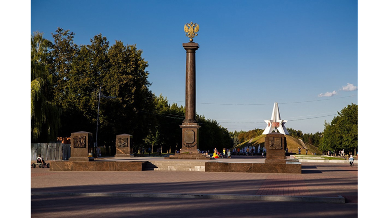 Брянцам предложили «Посмотреть на Курган сквозь года»