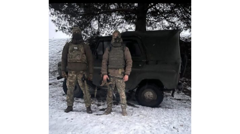В Трубчевске собрали деньги на машину для бойцов СВО