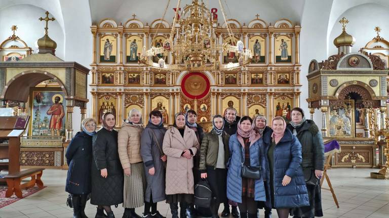 Брянские паломники посетили Свято-Георгиевский Мещовский мужской монастырь
