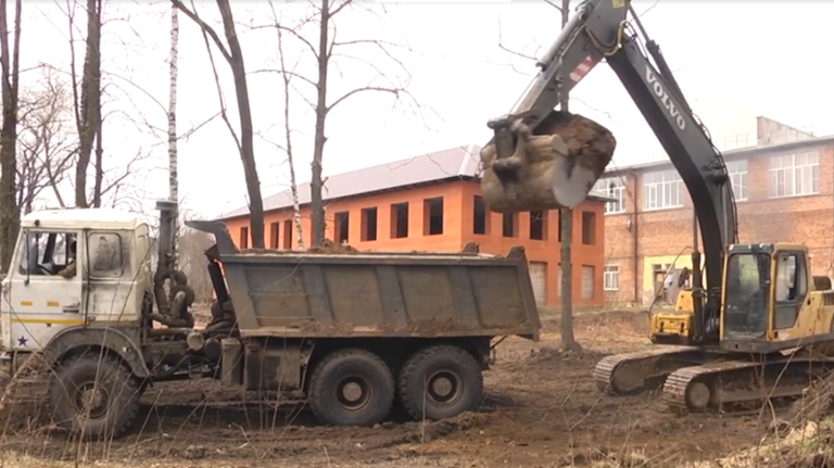В Клинцах стартовали работы по благоустройству Ленинского парка