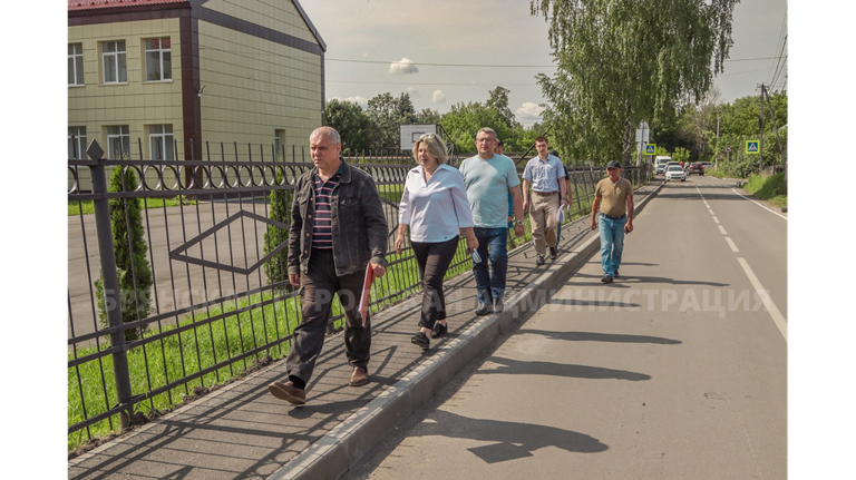  В Брянске на улице Суворова возле школы №34 построен тротуар