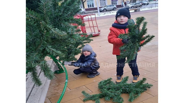 В Брянск приходит новогоднее настроение