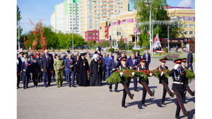 В Брянске состоялось возложение цветов к стеле «Город воинской славы»