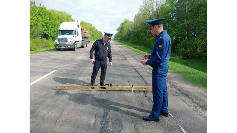 Под Брянском потребовали отремонтировать трассу Р-120