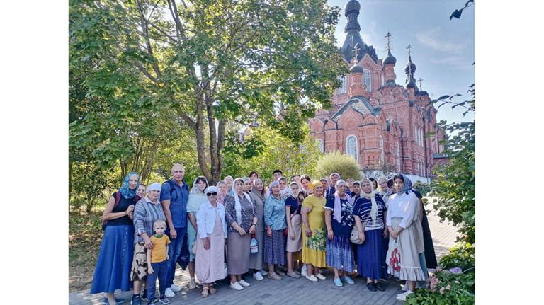 Брянские паломники посетили Введенскую Оптину пустынь