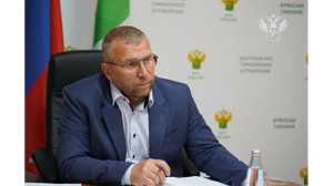 В Брянскую область прибыл руководитель ФТС России Валерий Пикалёв