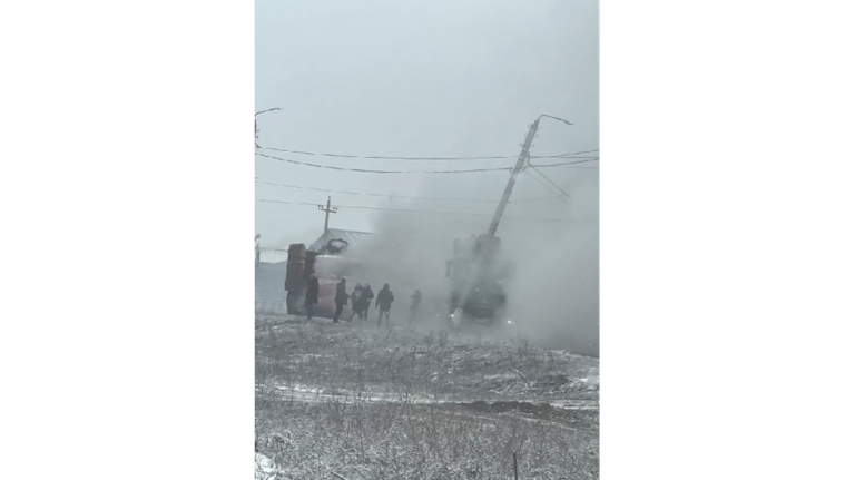В Большом Полпино грузовик врезался в столб