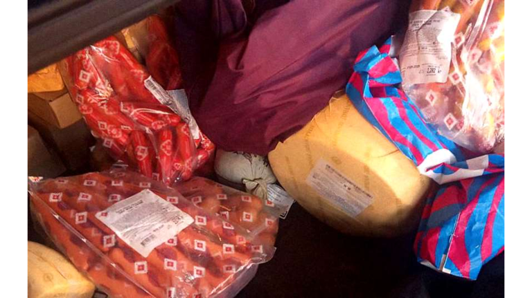 В Брянскую область не пустили 300 кг мяса и молочки из Беларуси