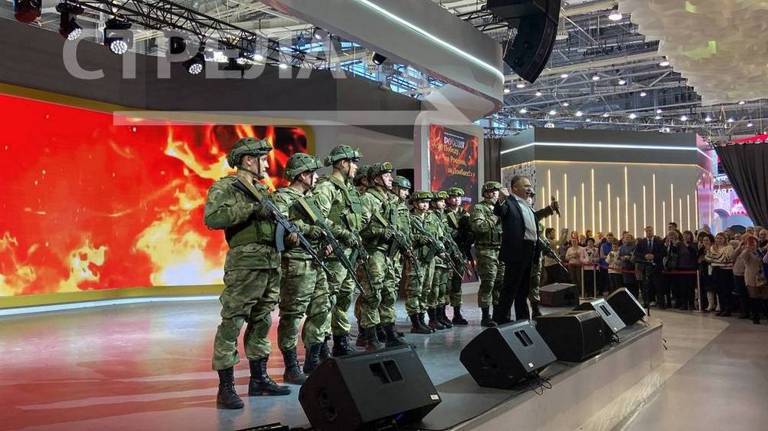 День Брянской области в Москве продолжился выступлением военно-спортивного клуба «Патриот»
