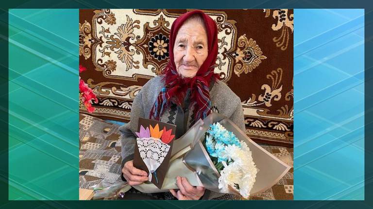 Жительница Погарского района Евдокия Ковалева отметила 102-летие