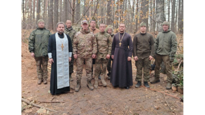 Брянские священники передали военным гуманитарную помощь