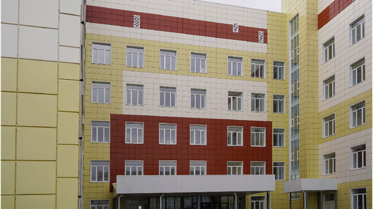 В новой поликлинике в Брянске 11 специализированных отделений