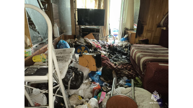 В Брянске при пожаре в квартире пострадал мужчина