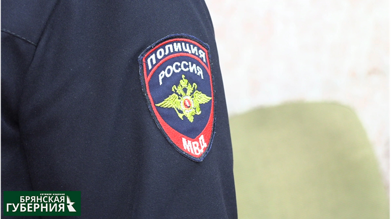 Ночью в Новозыбкове 25-летнему парню сломали нос возле кафе