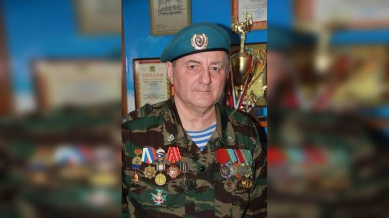 В Новозыбкове патриот и педагог Сергей Сизов отмечает 75-летний юбилей