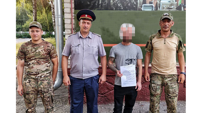 В брянской колонии №2 рассказали о патриотической работе с осужденными