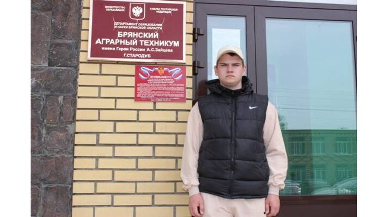 Брянский студент спас девушку после атаки дрона-камикадзе по автобусу в Курковичах