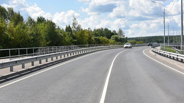 Новый мост на подъезде к городу Фокино строят по нацпроекту